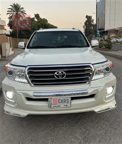 تويوتا لاندكروزر